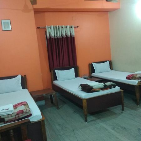 Hotel Chandrakala Regency 300 Meters From Dhanbad Railway Buitenkant foto